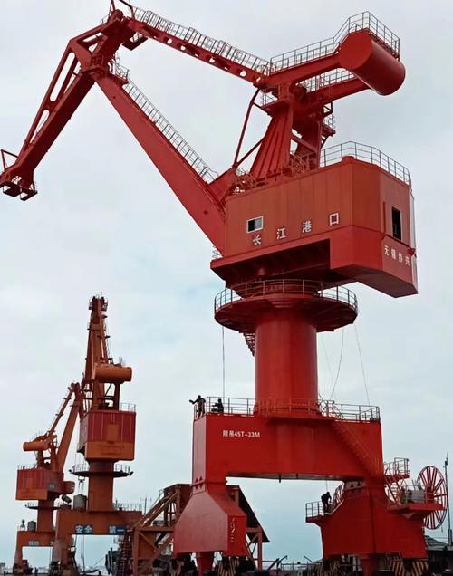 2臺四連桿多用途門座式起重機制造安裝項目招標公告